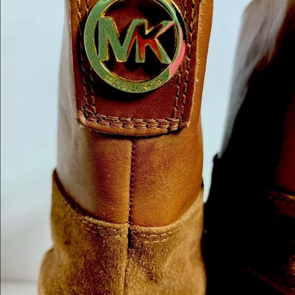 Michael Kors Suede Platform Calf High Boots 6.5M - Picture 2 of 8